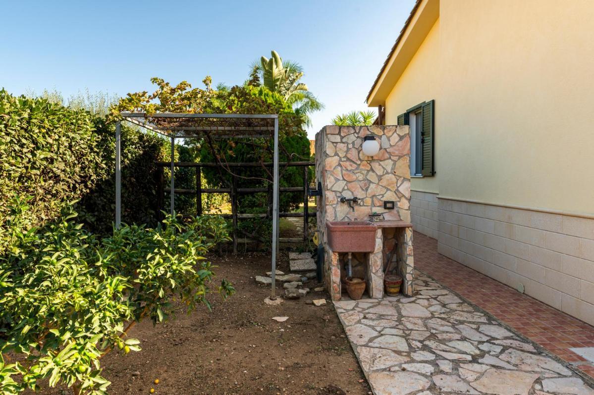Villa Plumeria Campofelice Di Roccella Εξωτερικό φωτογραφία