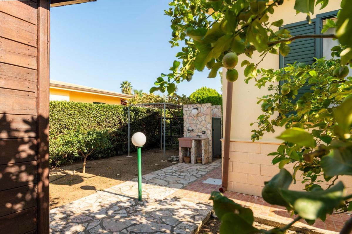 Villa Plumeria Campofelice Di Roccella Εξωτερικό φωτογραφία