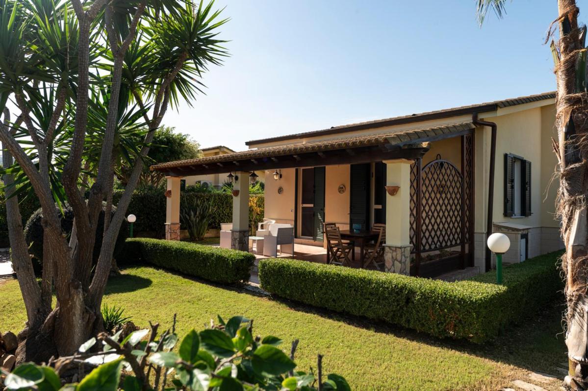 Villa Plumeria Campofelice Di Roccella Εξωτερικό φωτογραφία